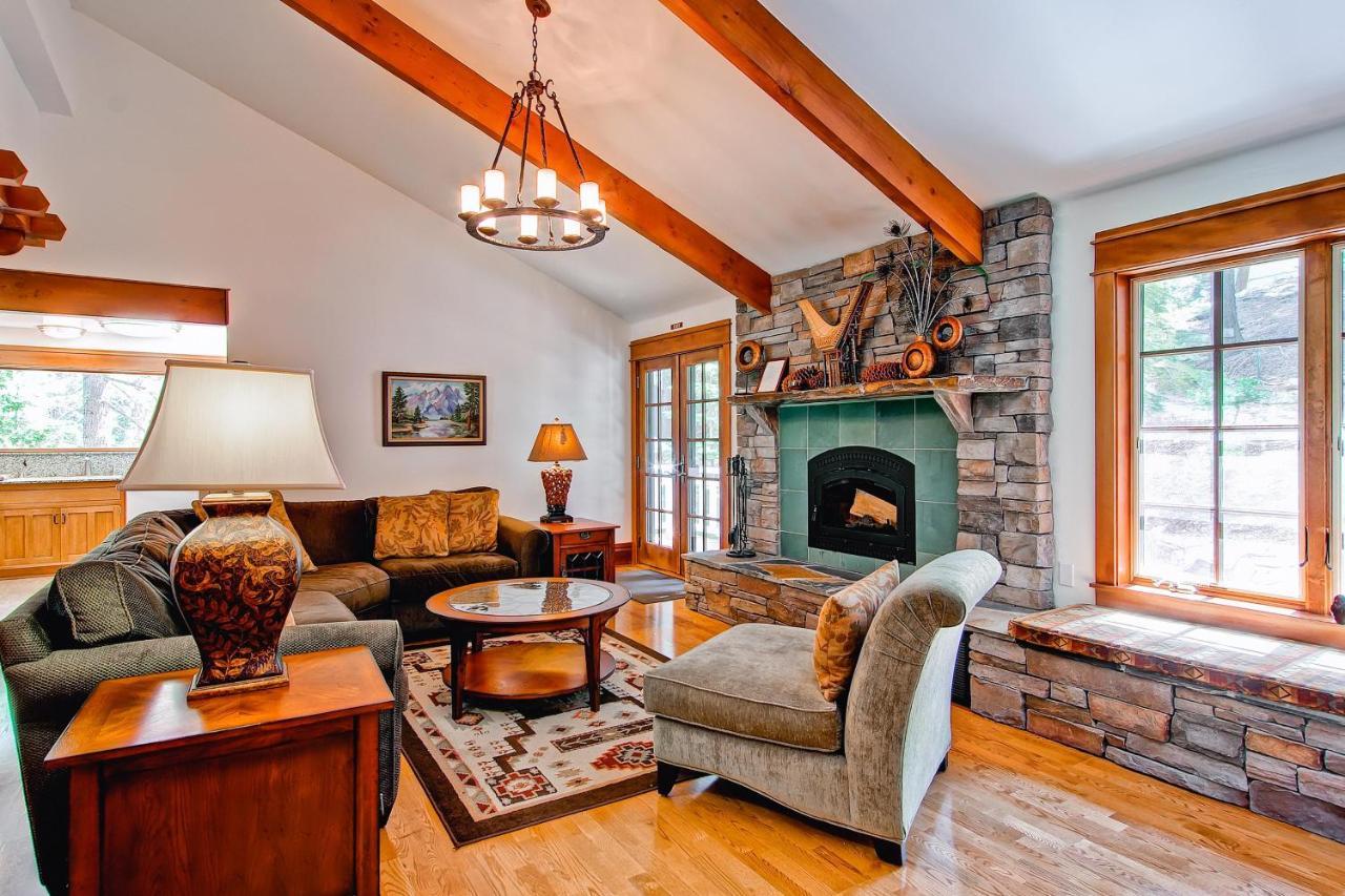 Ahwahnichi Lodge Йосемити Уест Екстериор снимка
