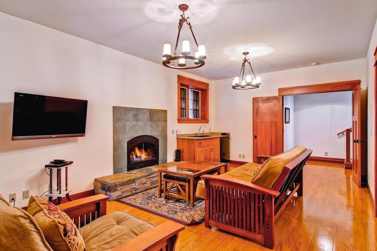 Ahwahnichi Lodge Йосемити Уест Екстериор снимка