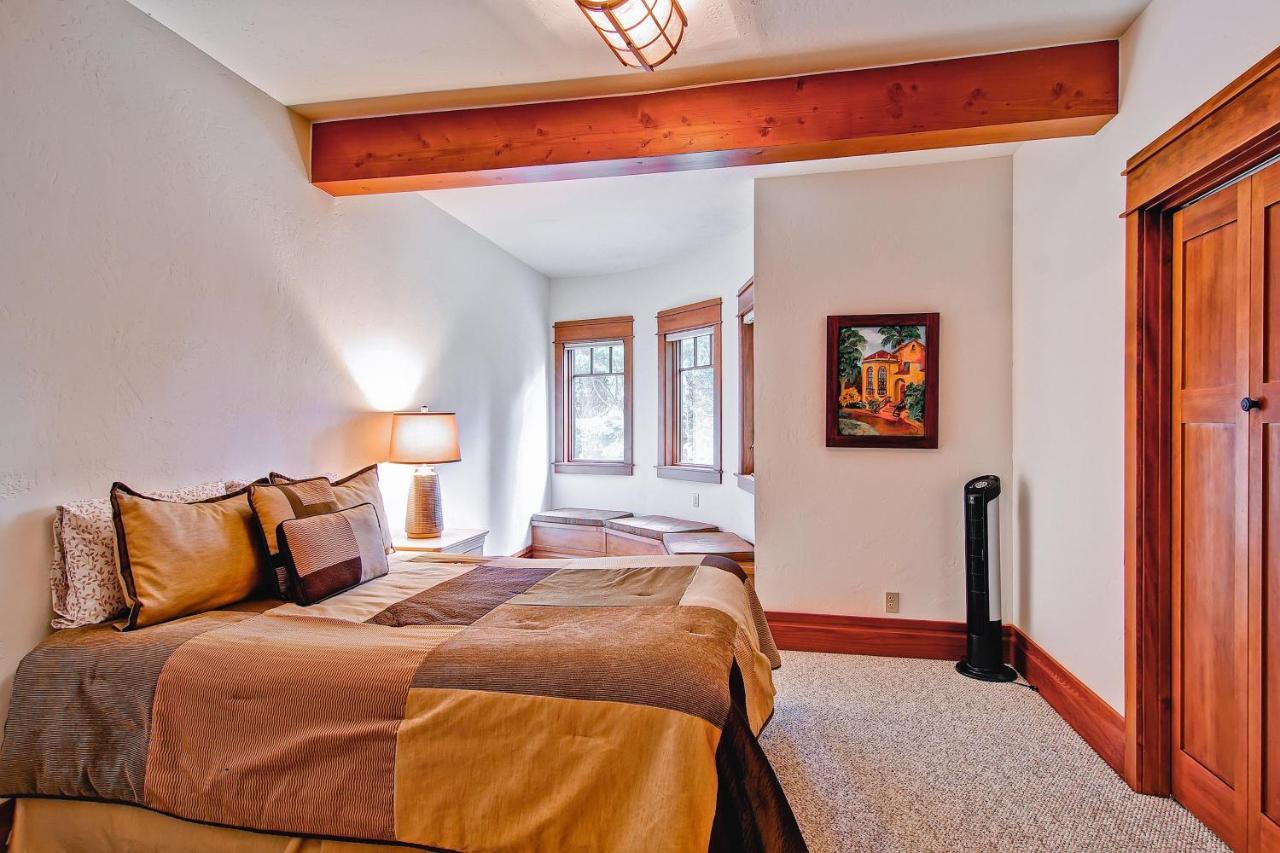 Ahwahnichi Lodge Йосемити Уест Екстериор снимка